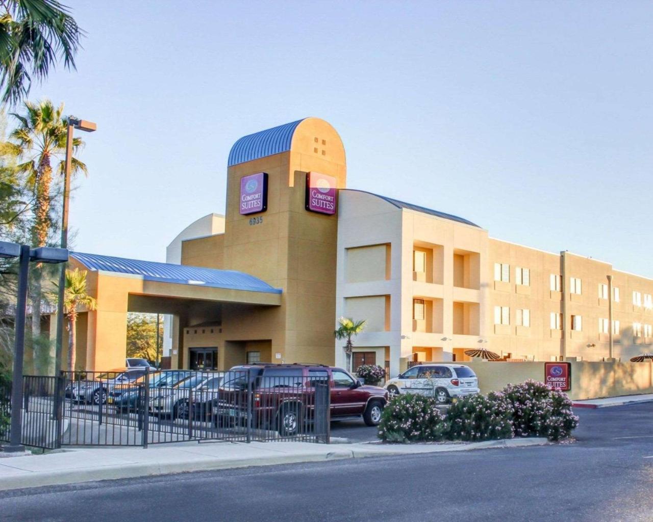 Comfort Suites Airport Tucson Exterior photo